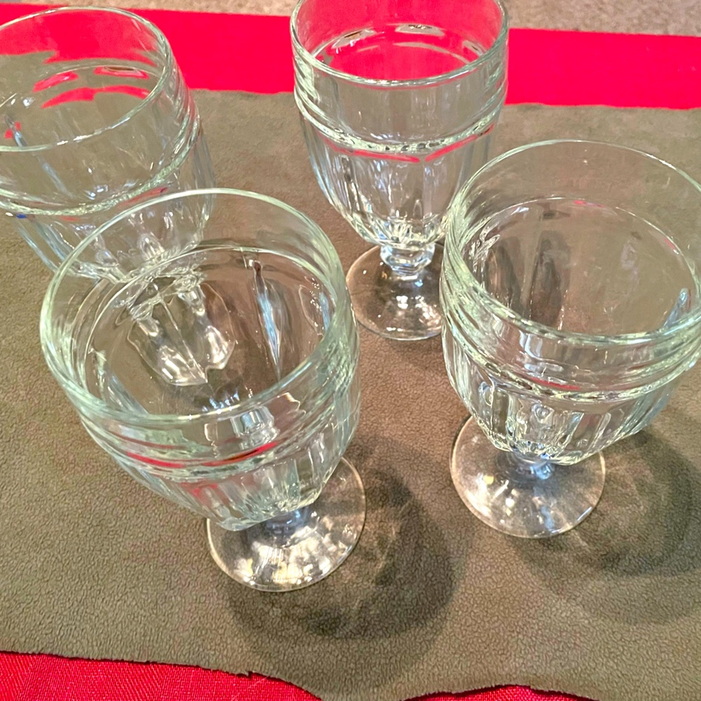 Vintage Set of 4 Crystal Libbey Clear Wine/Water Footed Goblets